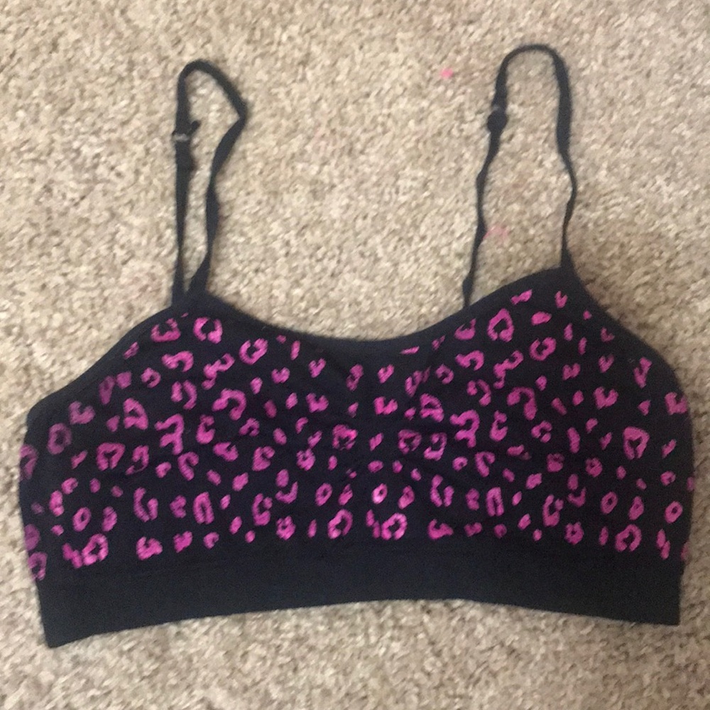 Sports bra